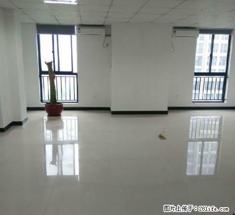 柯城西区 中央广 1室1厅80平米 精装修 半年付 - 房屋出租 - 房屋租售 - 衢州分类信息 - 衢州28生活网 quzhou.28life.net